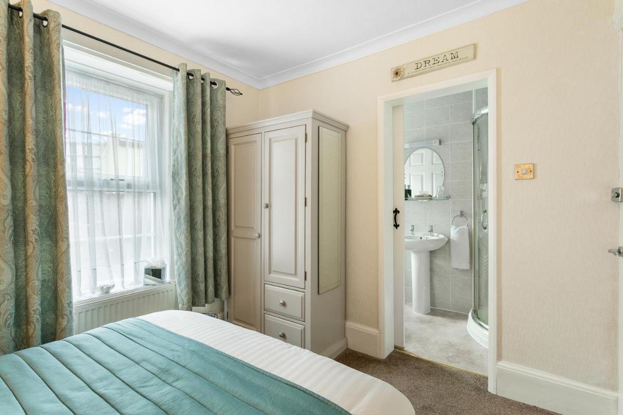 Kings Lodge Торки Экстерьер фото