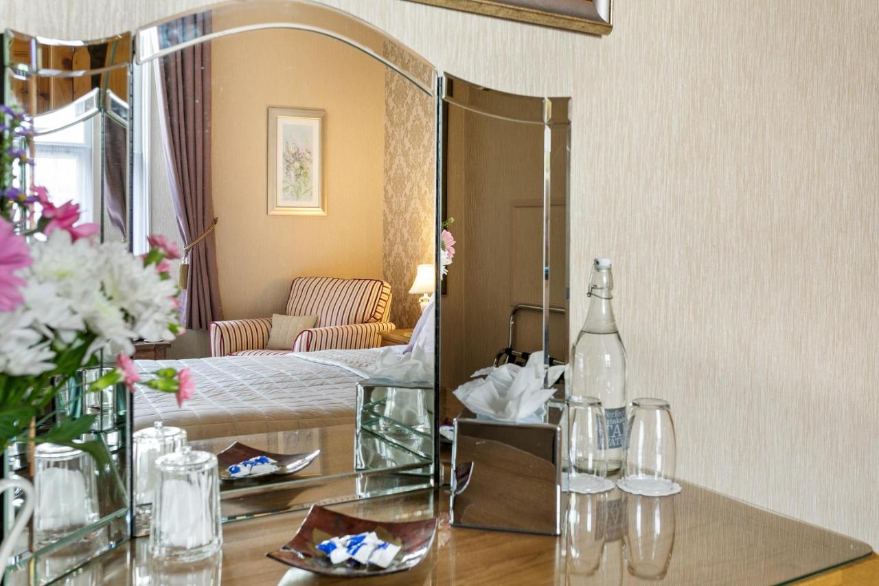 Kings Lodge Торки Экстерьер фото