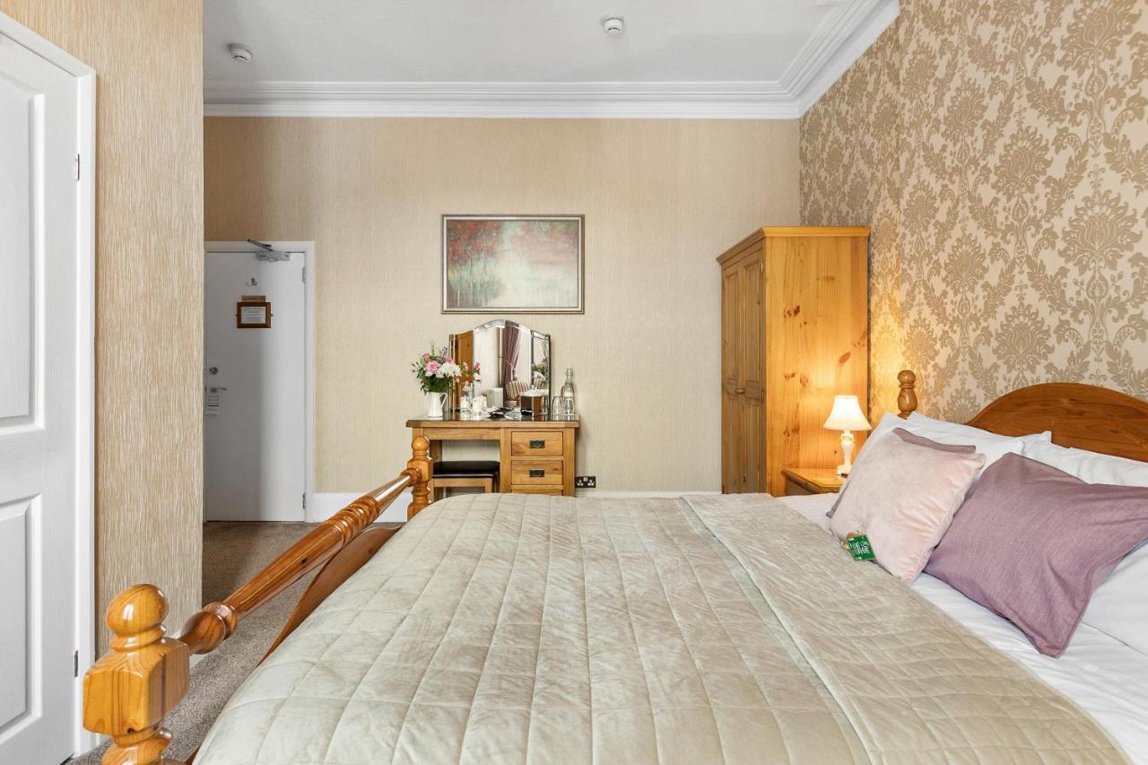 Kings Lodge Торки Экстерьер фото