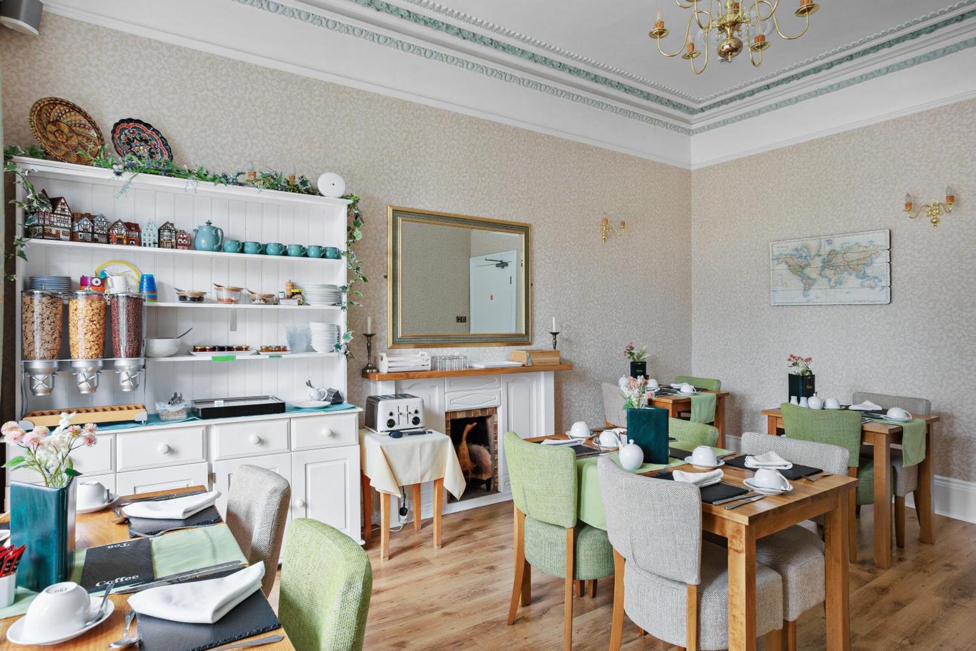 Kings Lodge Торки Экстерьер фото