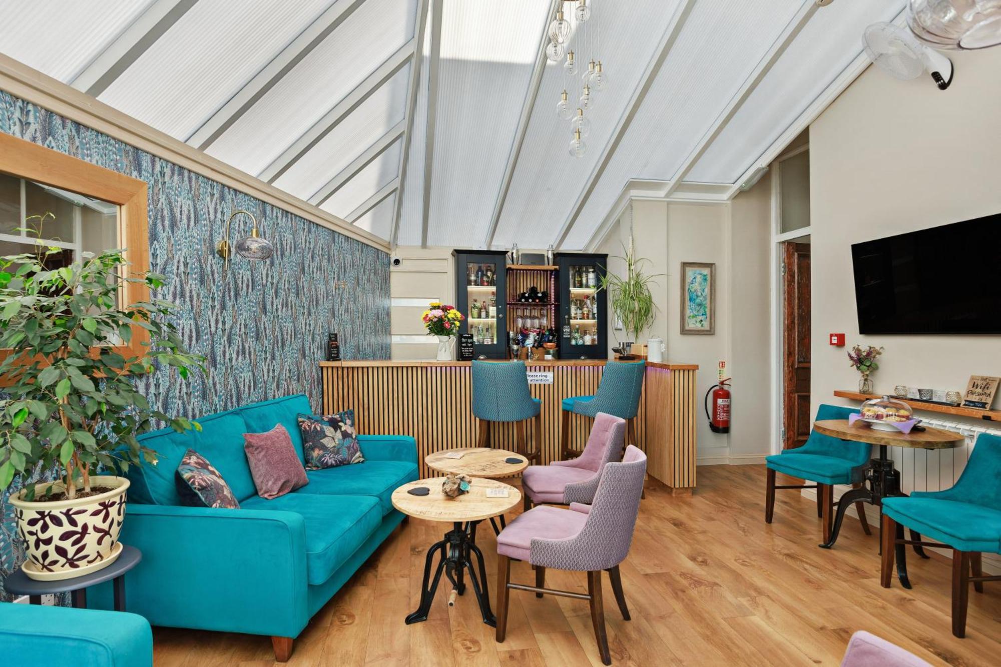 Kings Lodge Торки Экстерьер фото